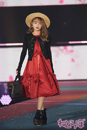 トリンドル ガルアワ