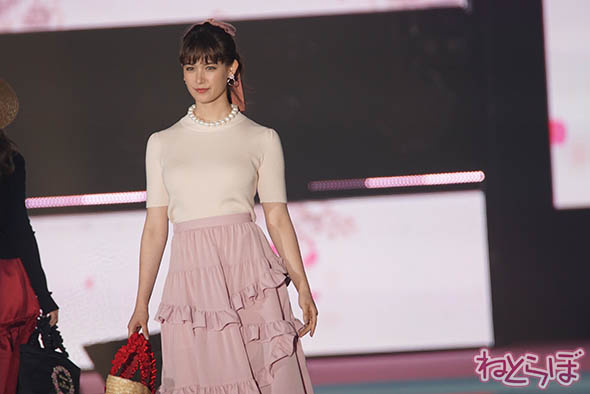 トリンドル ガルアワ