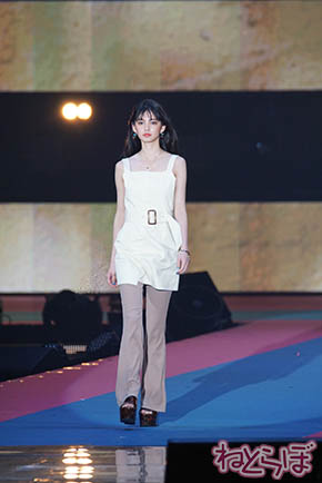 トリンドル ガルアワ