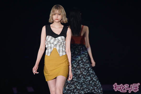 トリンドル ガルアワ