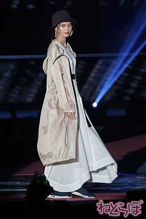 トリンドル ガルアワ