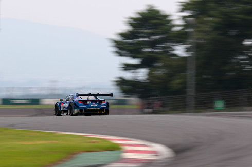 サーキット流し撮りテクニック