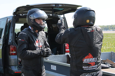 トゥクトゥク ギネス