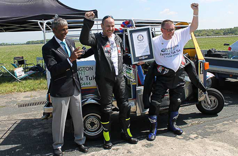 トゥクトゥク ギネス