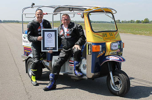 トゥクトゥク ギネス