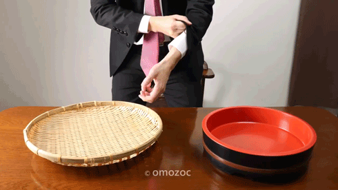 YouTube 発狂 サラリーマン スーツ 寿司 握る ストップモーションクッキング 動画 omozoc