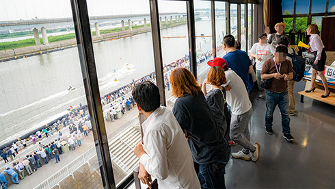 SOD 女子社員酒場 七海ティナ 野々原なずな 瀬乃ひなた 浅井心晴 出張営業 ボートレース江戸川