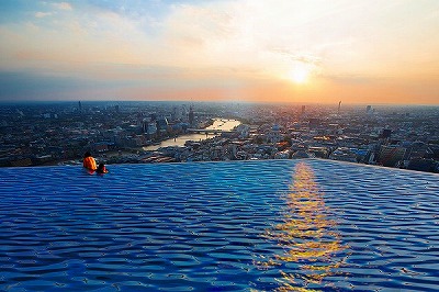 インフィニティ・ロンドン