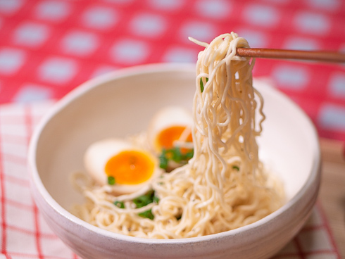 油そば盛り付け後