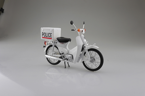 スーパーカブ 青島文化教材社 出前機付 ポリス仕様