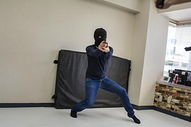 ザ・ファブル 映画 岡田准一 V6 スタントマン 富田稔