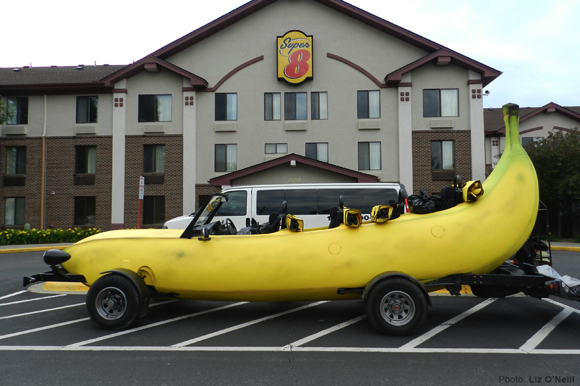 バナナカー 海外 魔改造