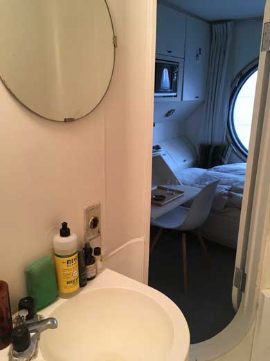 中銀カプセルタワー 銀座 黒川紀章 部屋 暮らし 報告 レポ 雨漏り