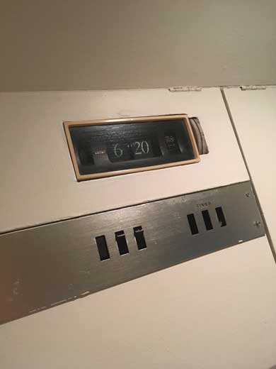 中銀カプセルタワー 銀座 黒川紀章 部屋 暮らし 報告 レポ 雨漏り