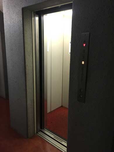 中銀カプセルタワー 銀座 黒川紀章 部屋 暮らし 報告 レポ 雨漏り