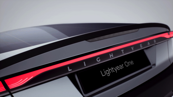 Lightyear One 長距離 ソーラーカー 太陽光発電