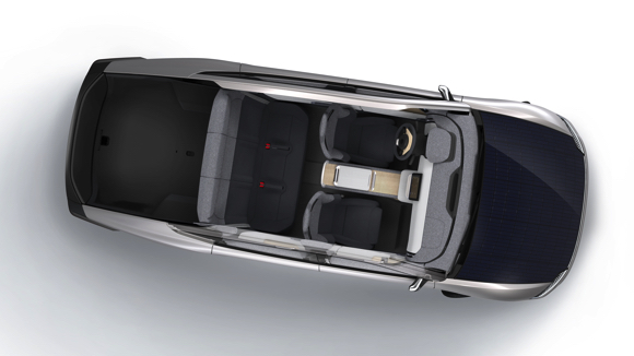 Lightyear One 長距離 ソーラーカー 太陽光発電