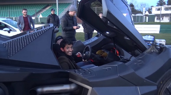 オランダ バットモービル バットマン ランボルギーニ