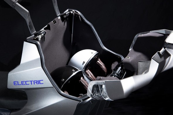 電動バイク ADIVA