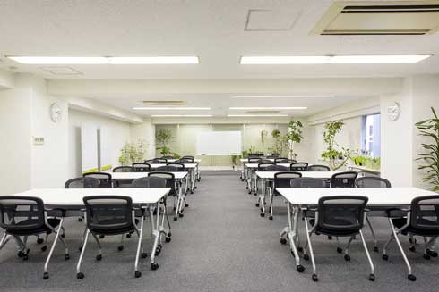 100円 スペイシー コワーキングスペース 電源