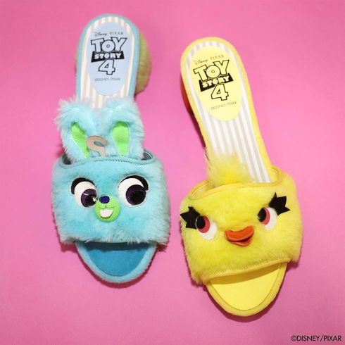 ダイアナトイストーリー4コラボシューズ