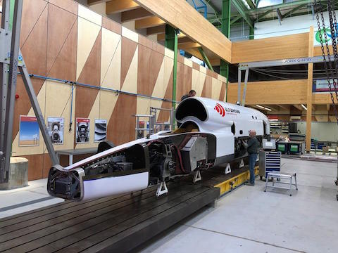 音速　最速 世界記録 自動車 ブラッドハウンド