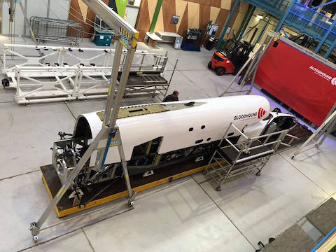 音速　最速 世界記録 自動車 ブラッドハウンド