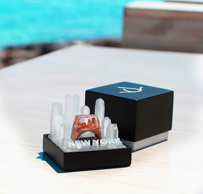 都市を封じ込めた指輪