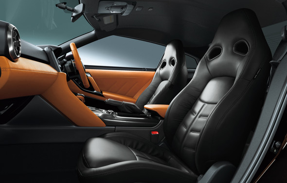 GT-R 日産 大阪なおみ