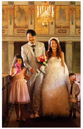 LiLiCo ウエディングドレス 純烈 小田井涼平