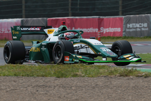 流し撮り サーキット レース