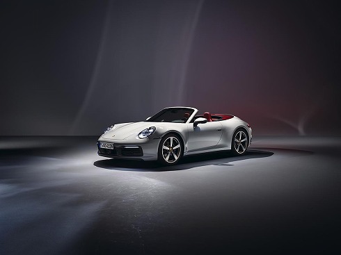 911カレラ