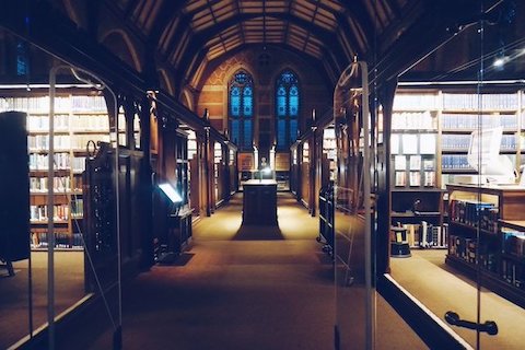 オックスフォード大学