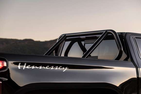 ゴリアテ シボレ ピックアップトラック 6輪 6x6