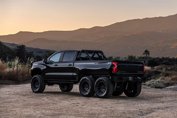 ゴリアテ シボレー ピックアップトラック 6輪 6x6