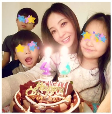 インリン・オブ・ジョイトイ 台湾 火事 息子 現在