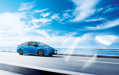 プリウス マイナーチェンジ デザイン