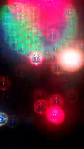 ドラえもんメガネで見た花火　大輪のドラえもん