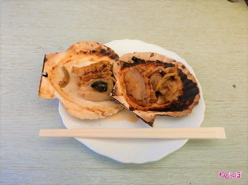 焼きたてのホタテが目の前に！