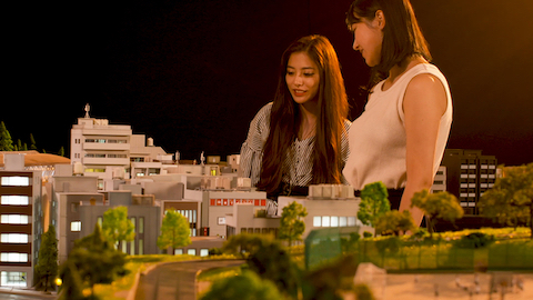 SMALL WORLDS TOKYO