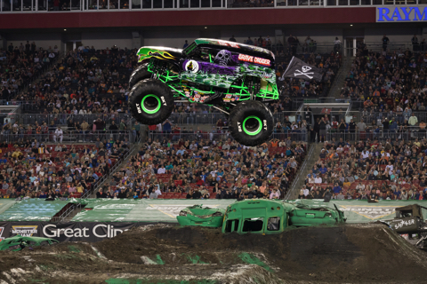MONSTER JAM モンスタージャム