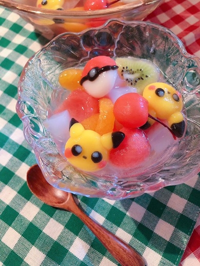 ポケモン ジラーチ ピカチュウ 白玉