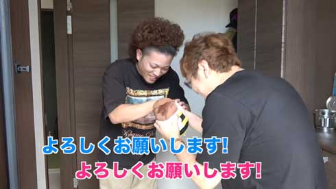 ヒカキン 好き 女の子 HIKAKIN ぬいぐるみ 大号泣 サプライズ ドッキリ 訪問 動画 YouTube