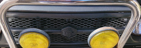 エンブレム応急処置