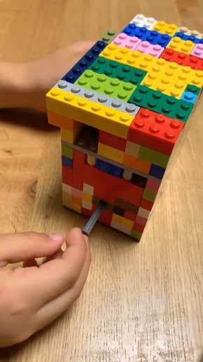 小6 娘 4時間 作った 力作 レゴ からくり箱 小学生