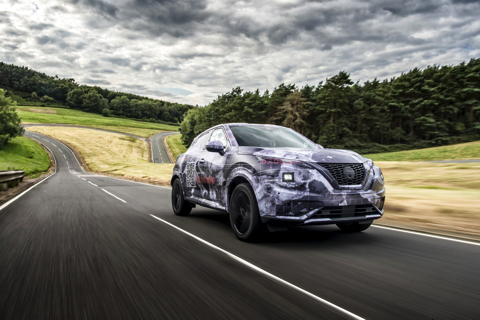 ジューク 2代目 新型 欧州 プロトタイプ 日産自動車 SUV