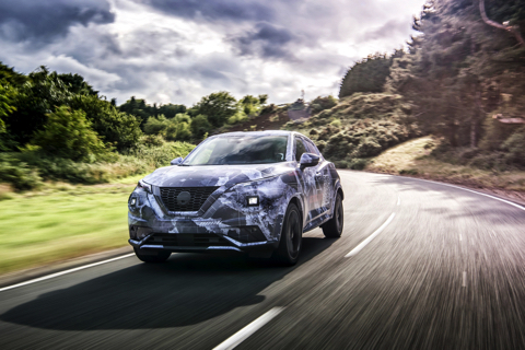 ジューク 2代目 新型 欧州 プロトタイプ 日産自動車 SUV