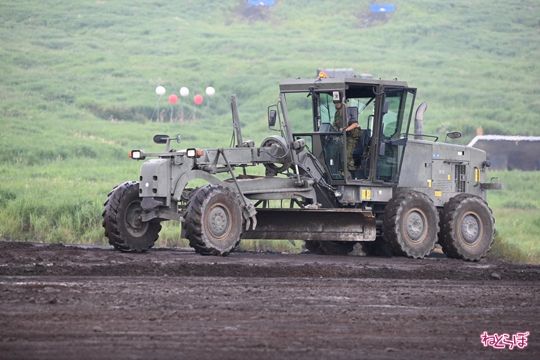富士総合火力演習 総火演 自衛隊 写真