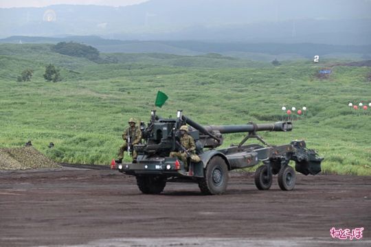 富士総合火力演習 総火演 自衛隊 写真