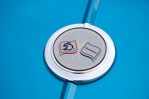 光岡自動車「ロックスター」